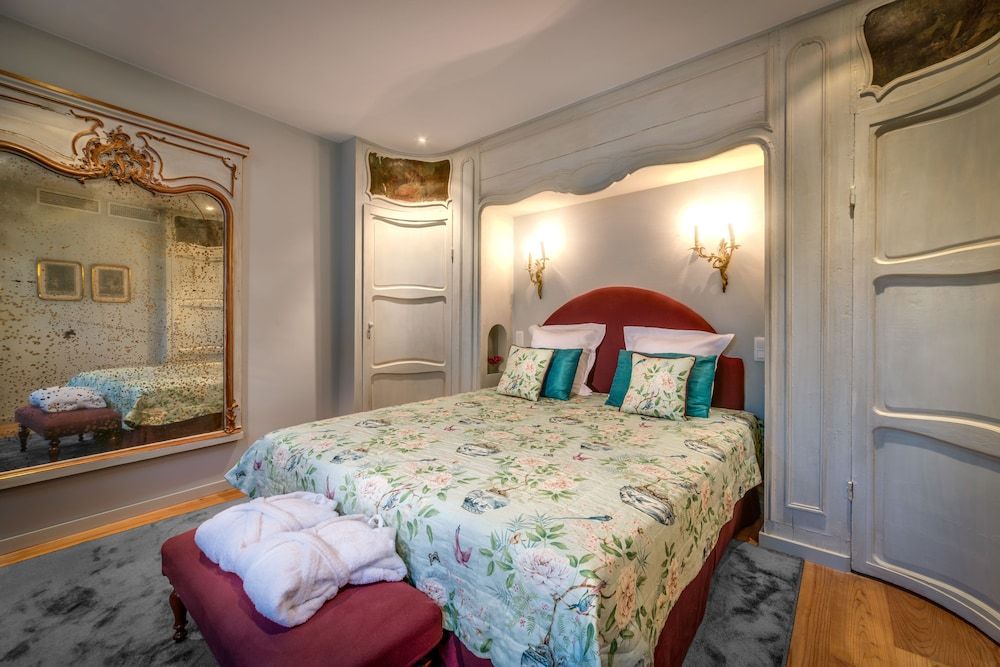 Luxury Suite, Canal View
