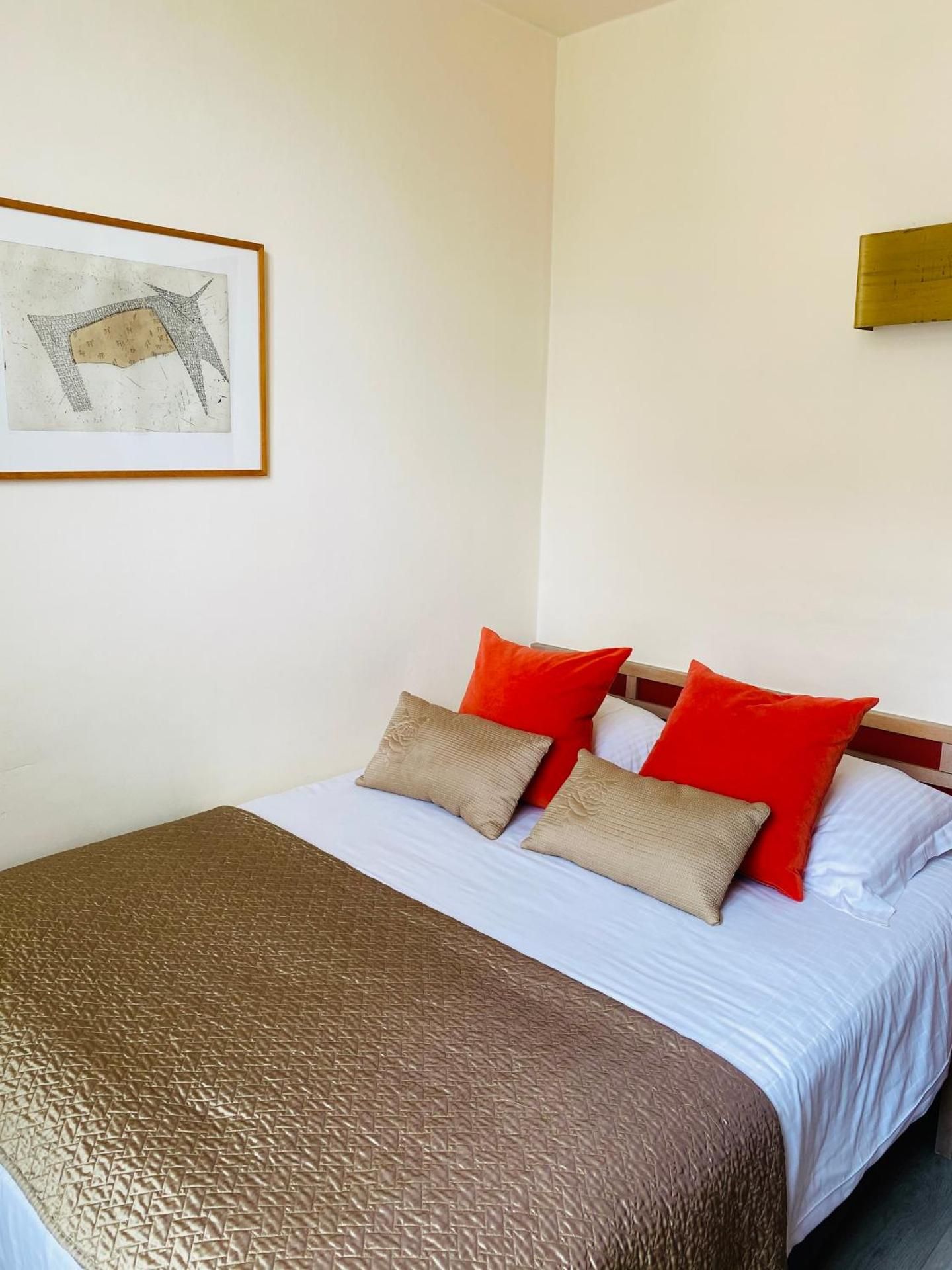 undefined Hotel Adornes 3