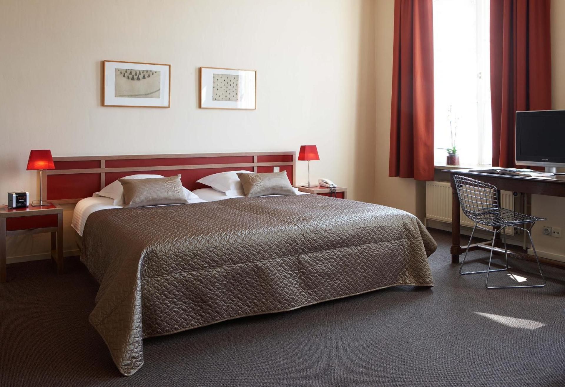 undefined Hotel Adornes 10