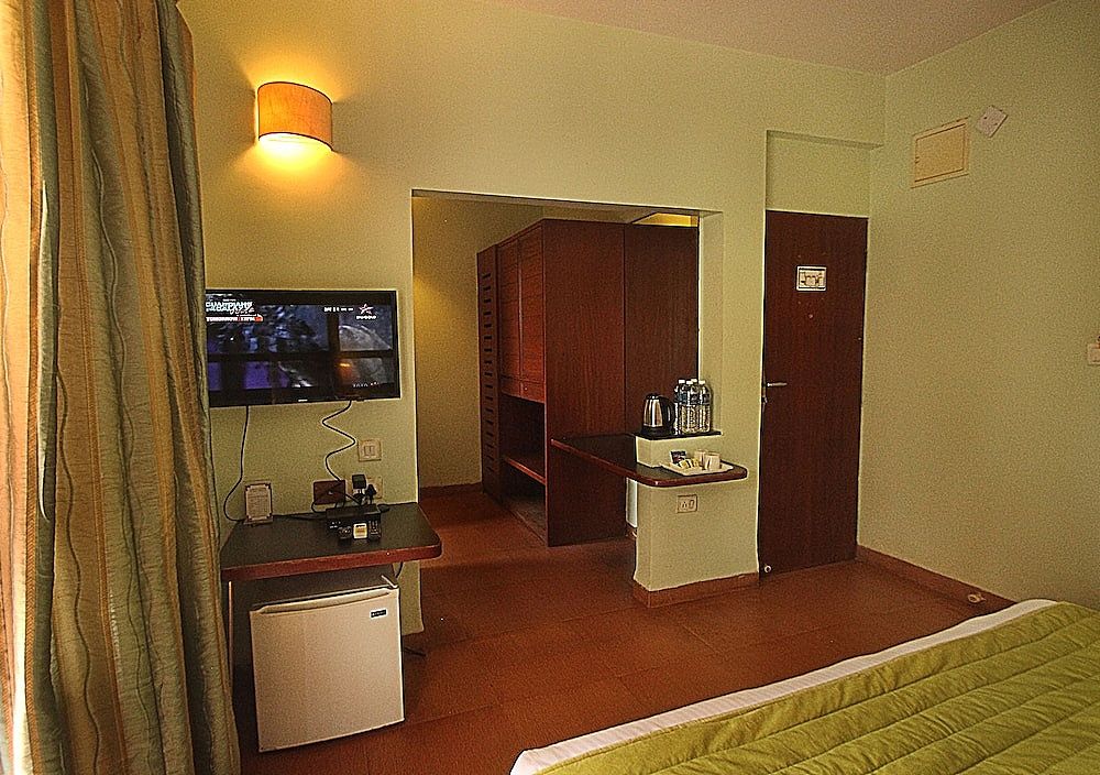 Lambana Resort Executive A/c Room 15