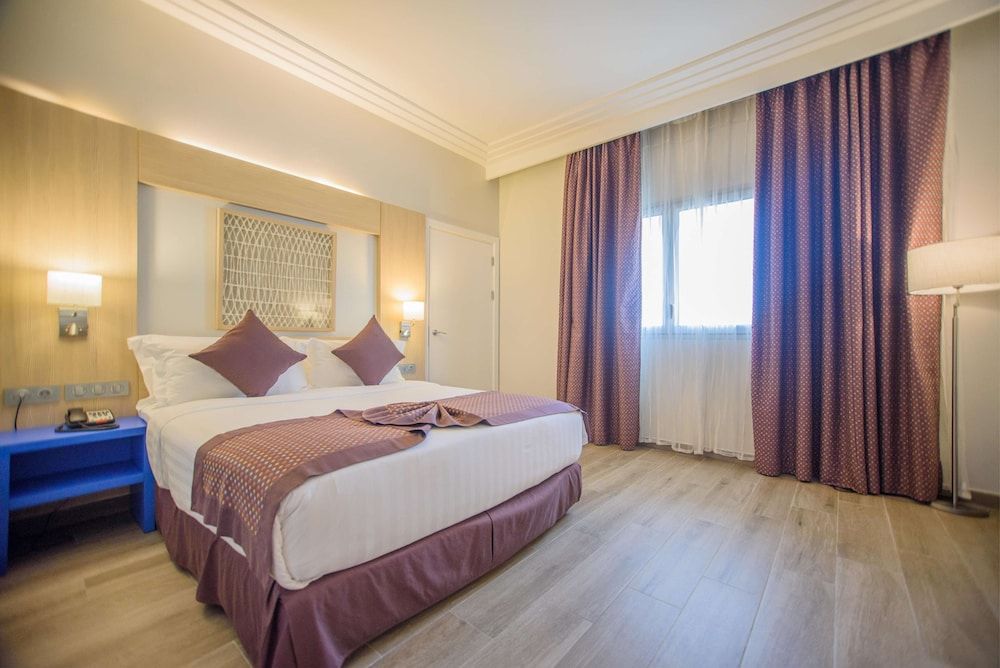 Golden Tulip Le Diplomate Cotonou Standard Room, 1 Double Bed, Accessible