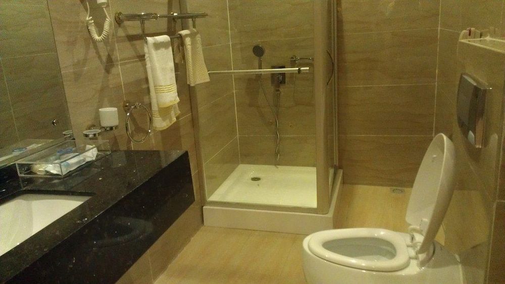 Sun Beach Hotel Family Room 4