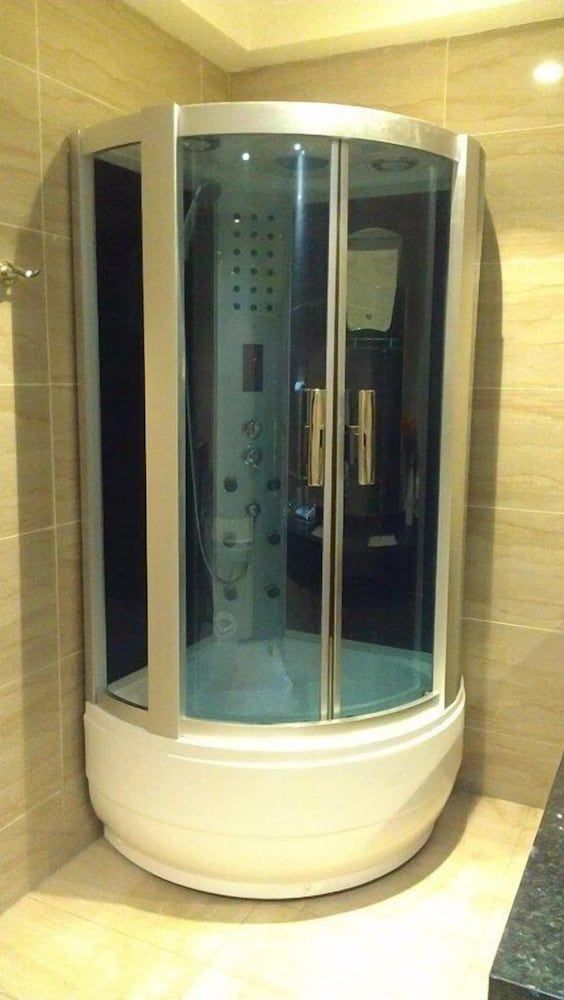 Sun Beach Hotel Suite 15