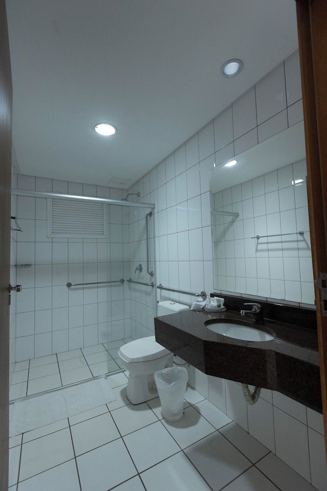 HITS PANTANAL HOTEL AEROPORTO Deluxe Triple Room 8