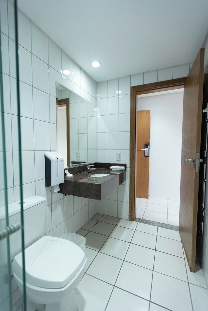 HITS PANTANAL HOTEL AEROPORTO Luxo Casal + 1 6