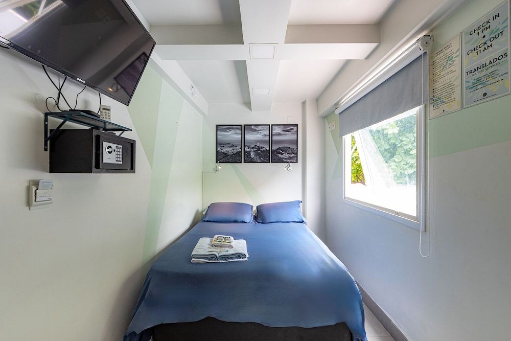 El Misti Hostel Ipanema Basic Double Room Private Ensuite 2