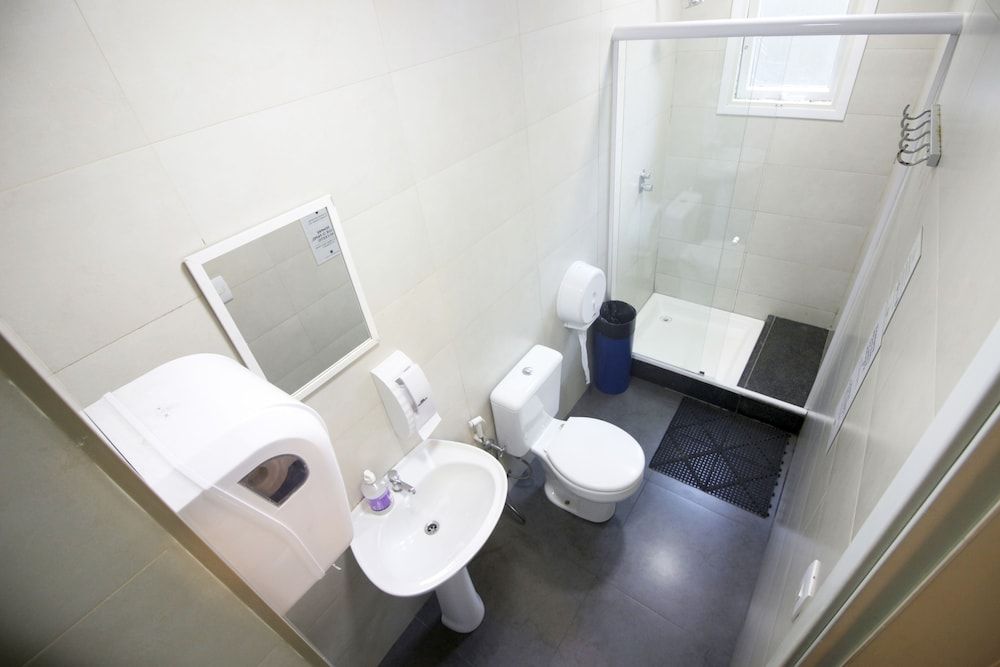 El Misti Hostel Ipanema Basic Double Room Private Ensuite 4