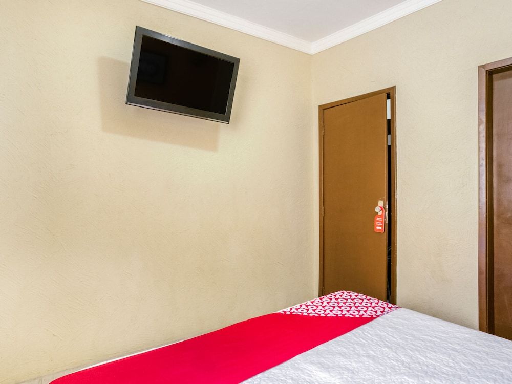 OYO Hotel Villa Tijuca Standard Double Room 6