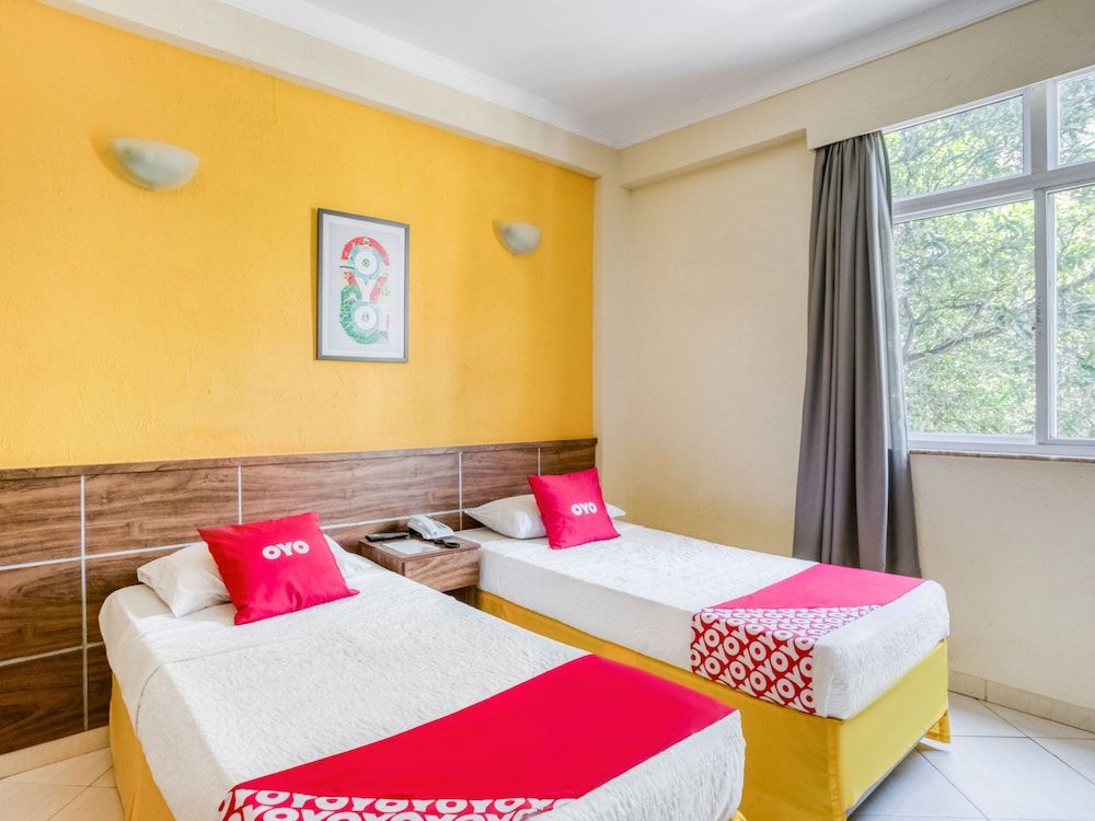 OYO Hotel Villa Tijuca Standard Triple Room 2