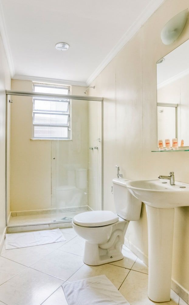 OYO Hotel Villa Tijuca Standard Triple Room 7