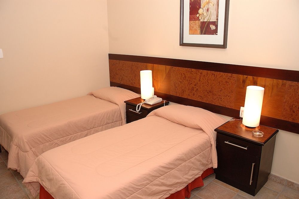 Hotel Dom Henrique Standard Room 2