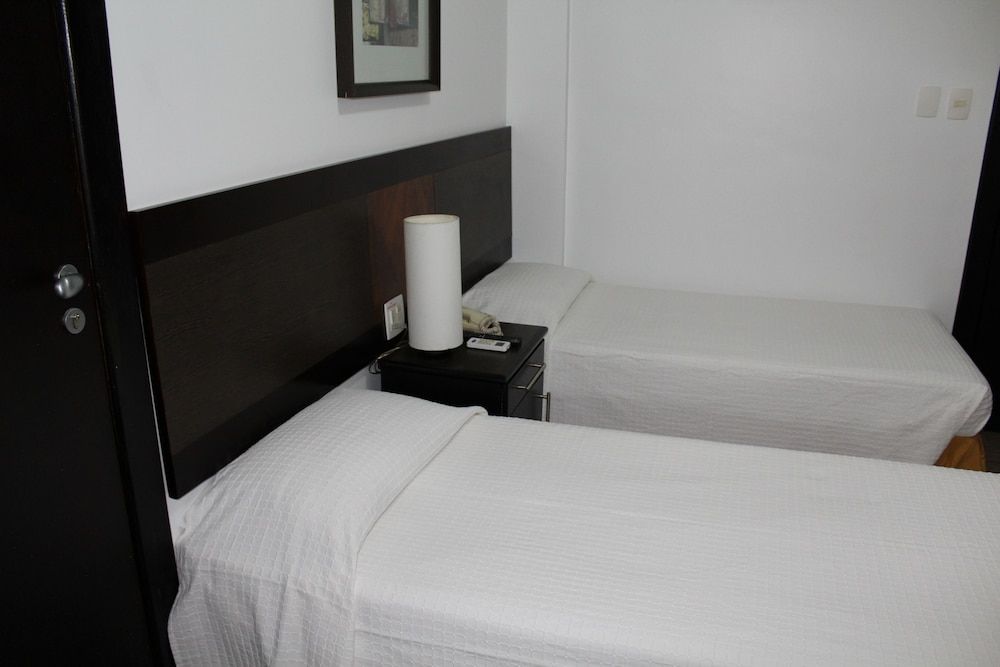 Hotel Dom Henrique Standard Room 6