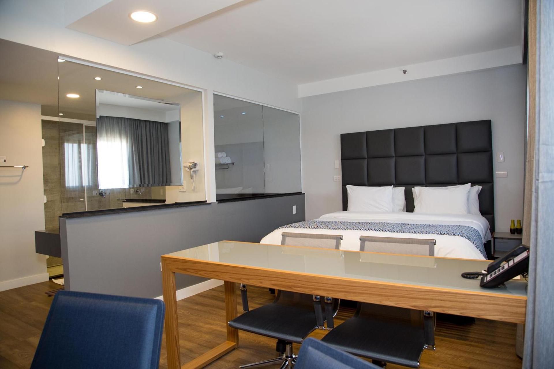 King Suite with Spa Bath