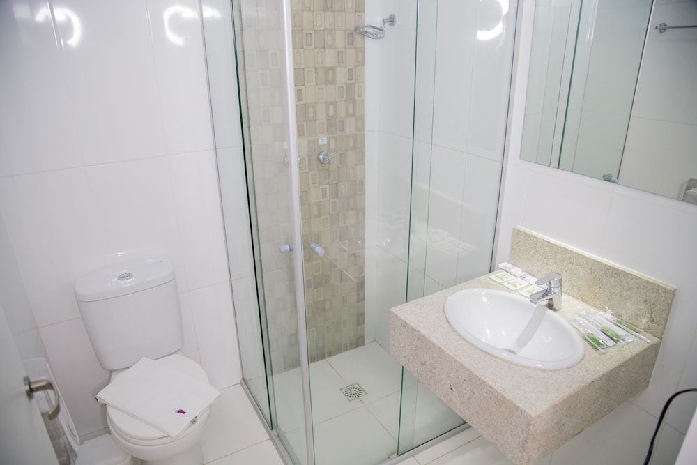 Assay Plaza Hotel Twin Room 5