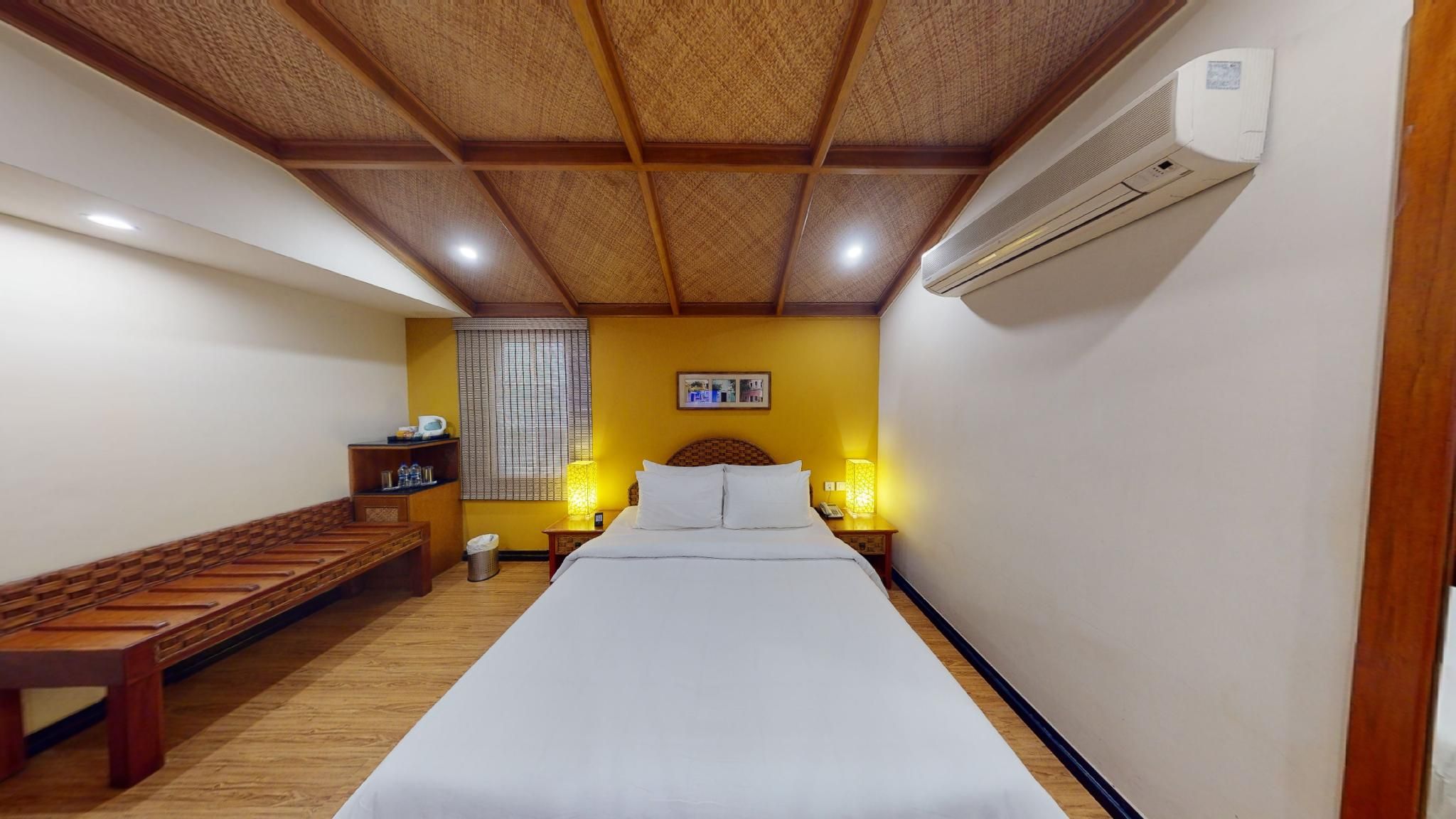 The Richmond Deluxe Room 4