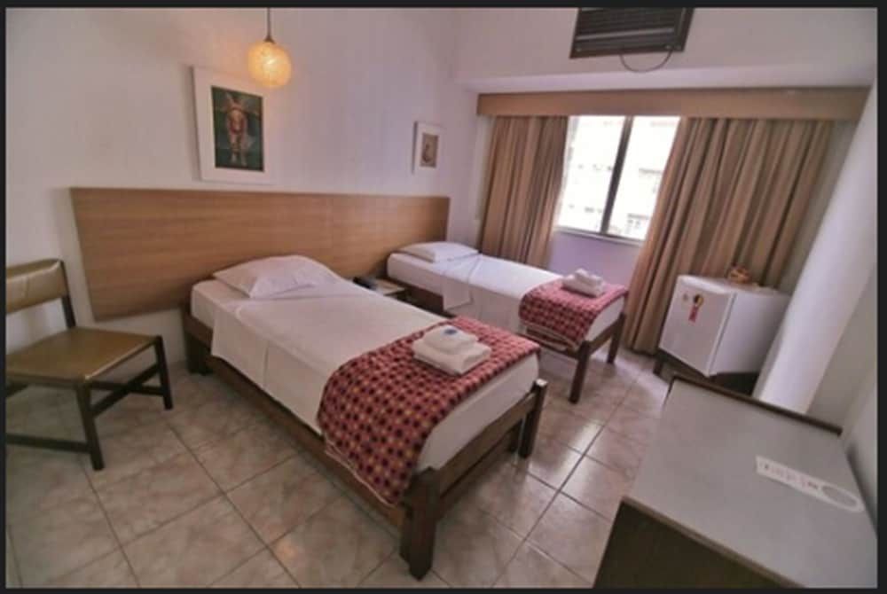 Hotel Atlântico Avenida Twin Room 5