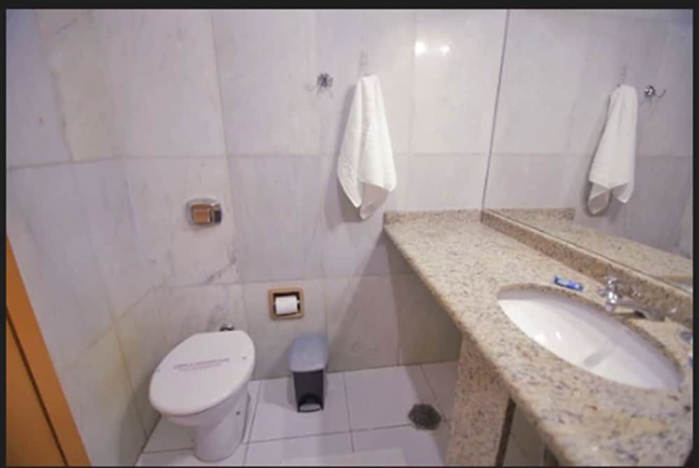 Hotel Atlântico Avenida Twin Room 7