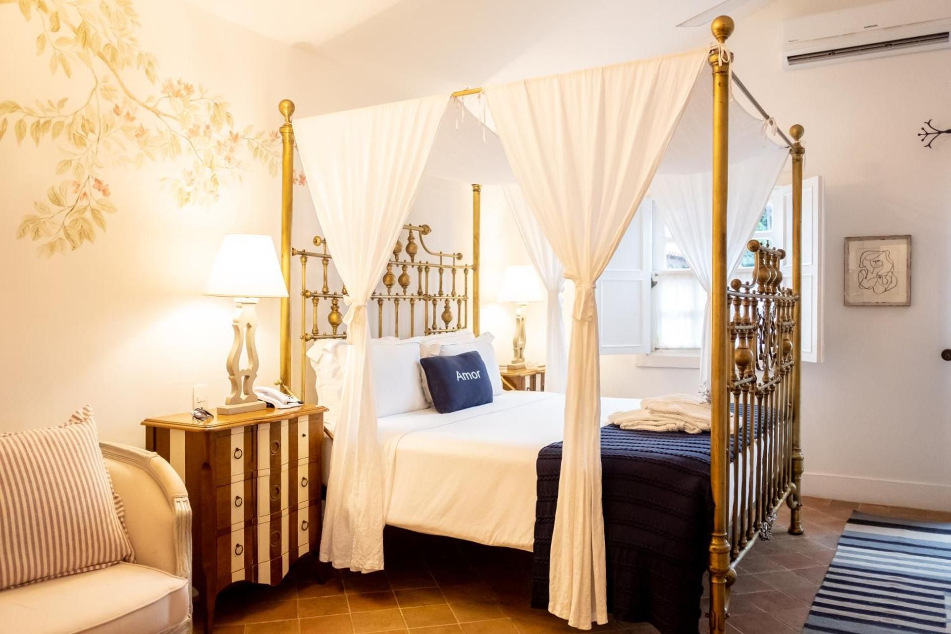 Double Room with Balcony and Sea View