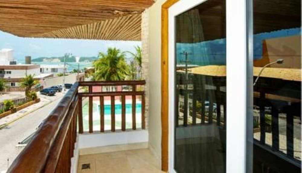 Deluxe Room, Balcony