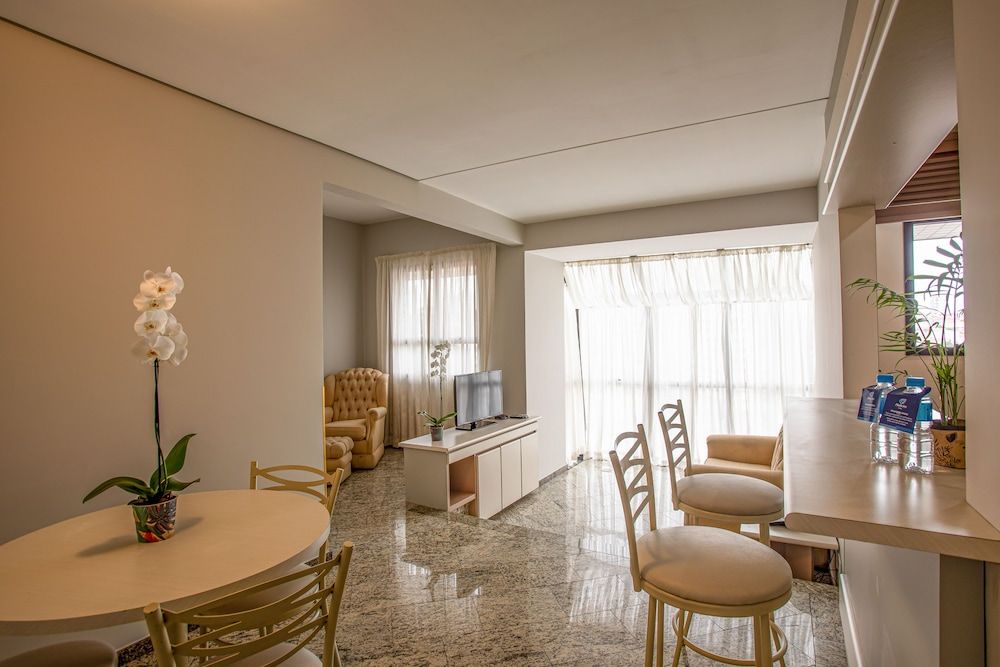 Plaza Inn Small Town Flat Double Room 4