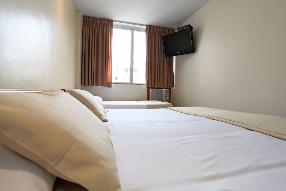 undefined Mengo Palace Hotel 3