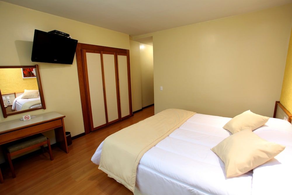 undefined Mengo Palace Hotel 2