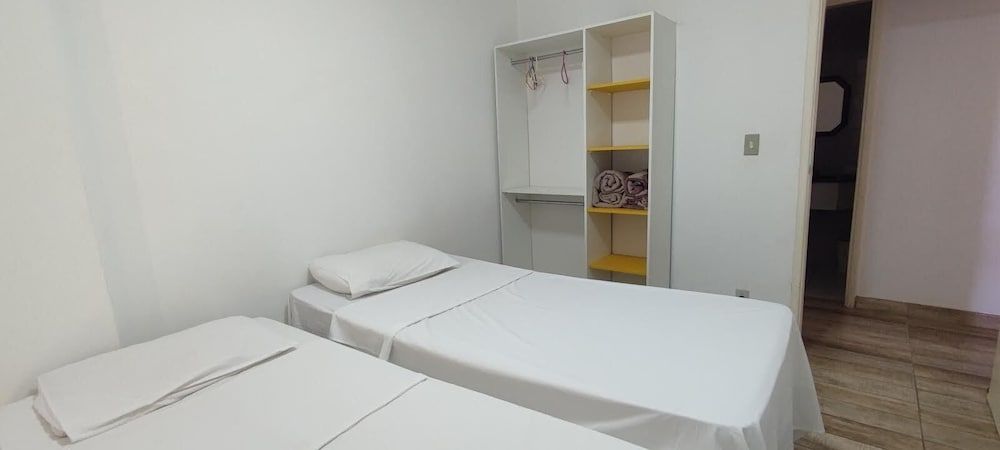 APTO 215