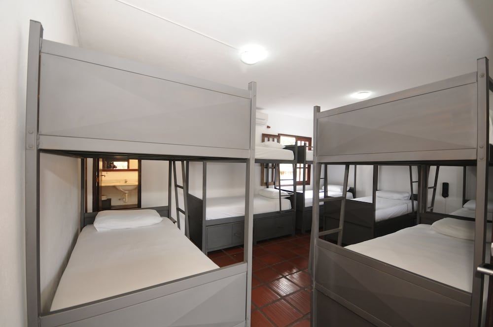 Exclusive Shared Dormitory, Women only