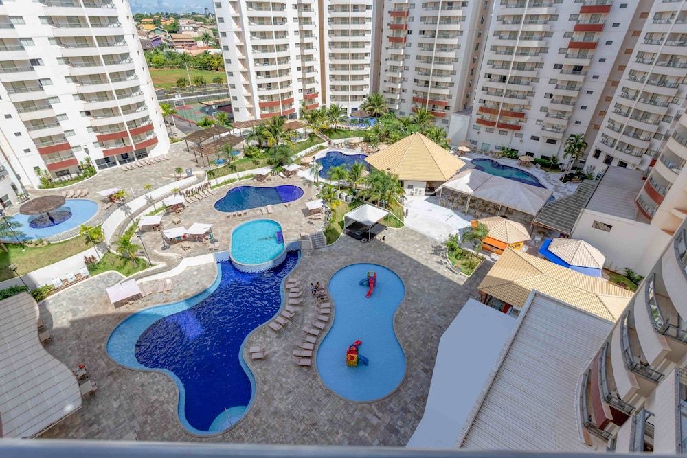 SUPER LUXURY THERMAS - VIEW OF POOL OR PARK