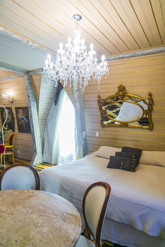 Suíte Imperial com Hidromassagem