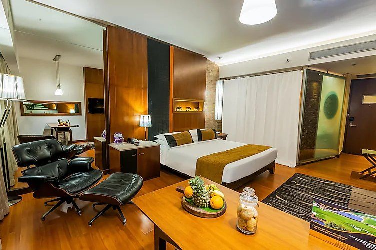 O Hotel Pune Premier Room 10