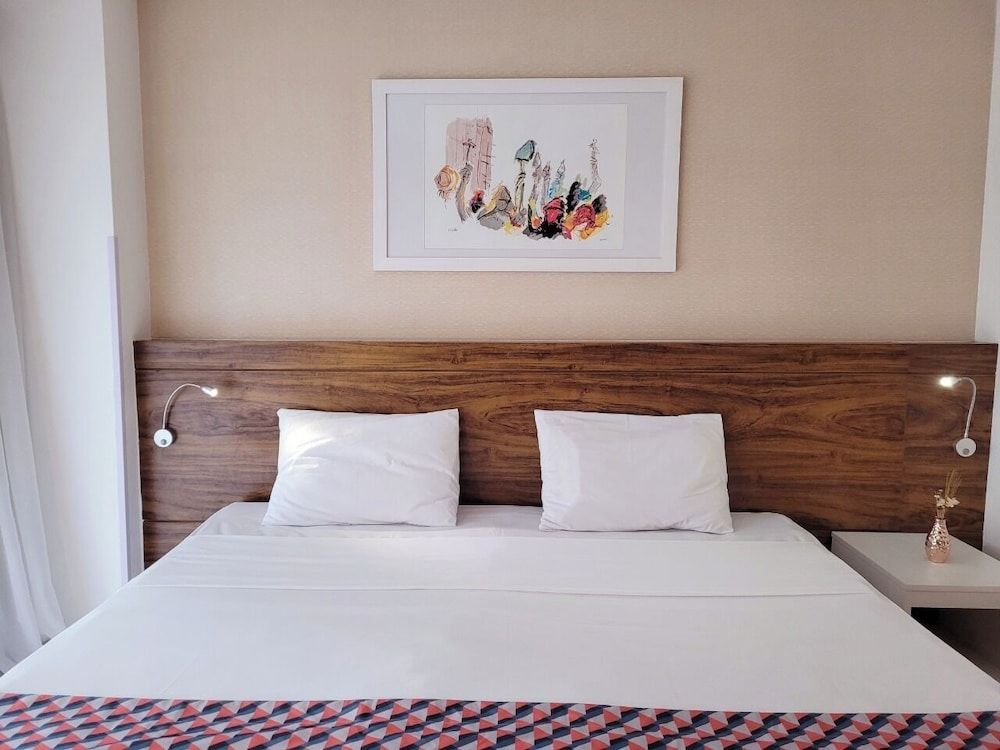 Hplus Vision Executive Twin Room, Kitchenette 3