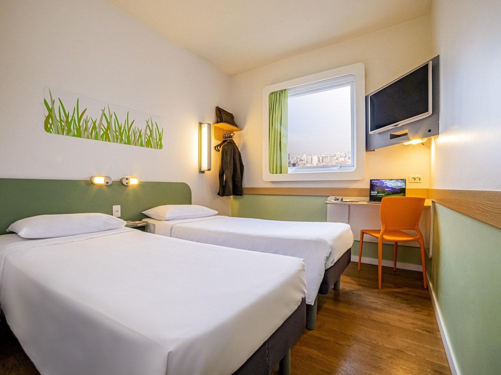 undefined ibis budget Sp Frei Caneca 5