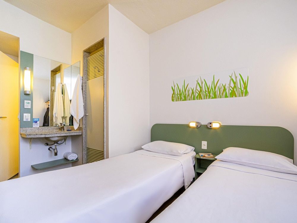 undefined ibis budget Sp Frei Caneca 4