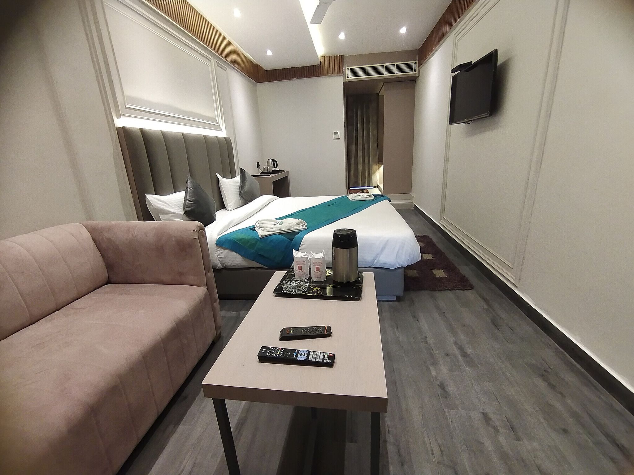 Executive Room