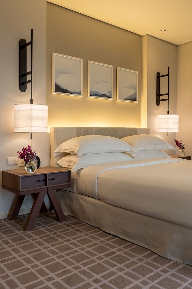 Grand, Suite, 1 King Bed