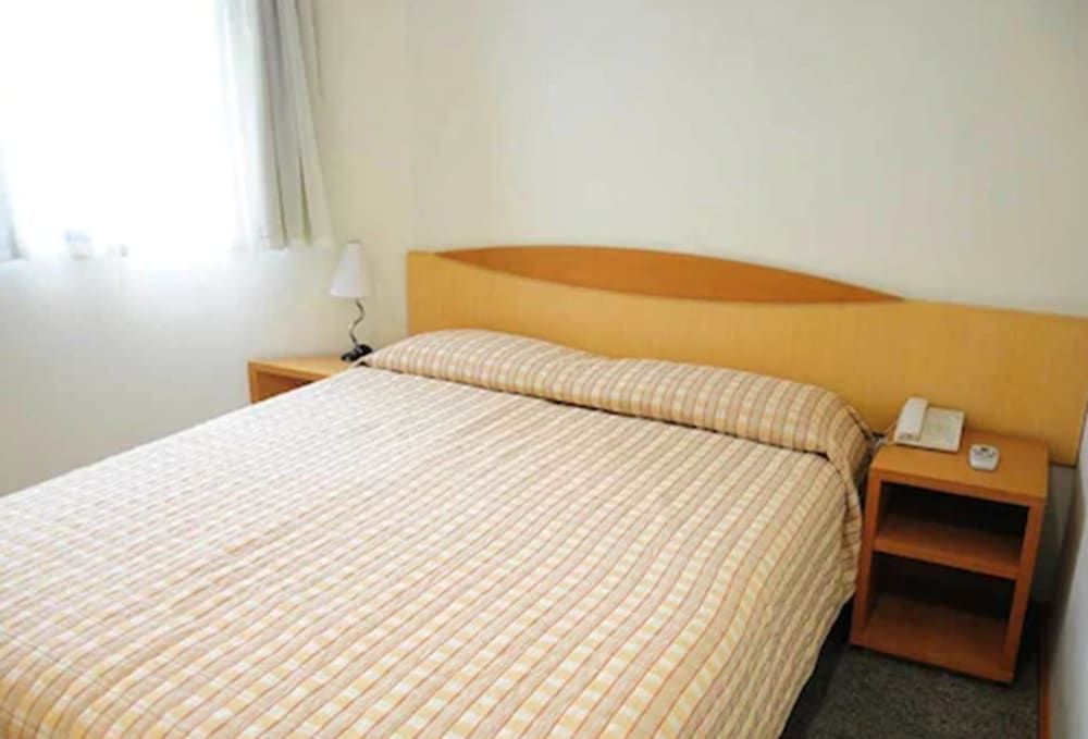 undefined Brasília Santana Gold Flat 3