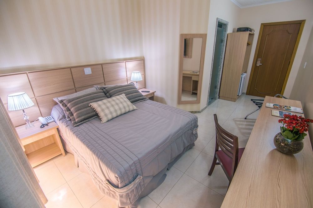Superior Room, 1 King Bed