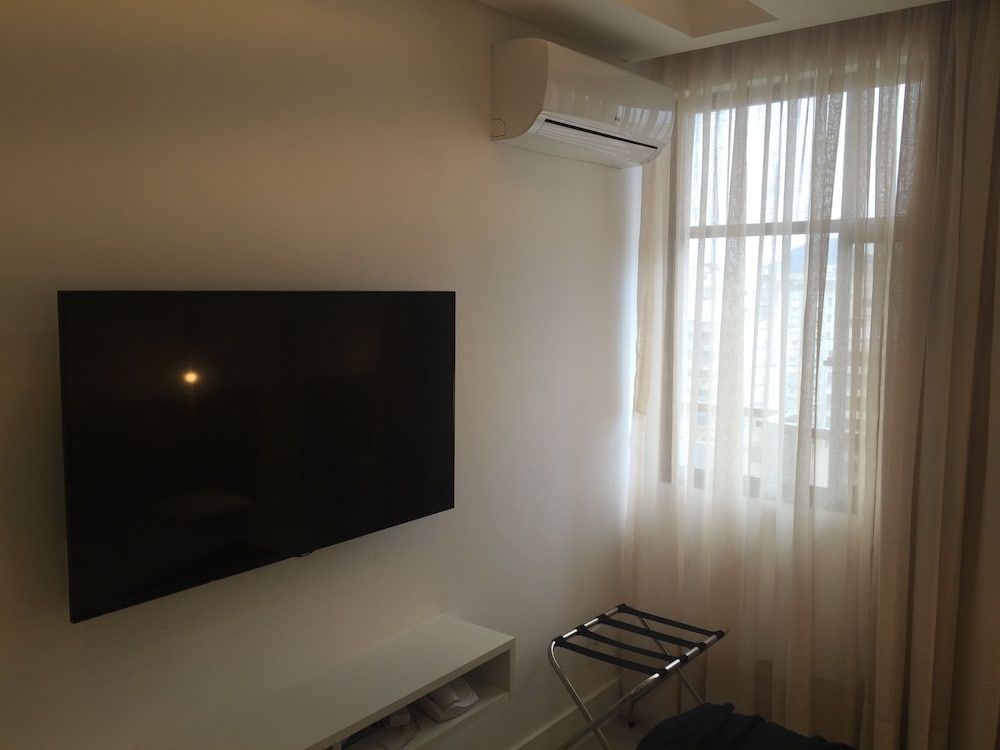 undefined Leblon Flat 8