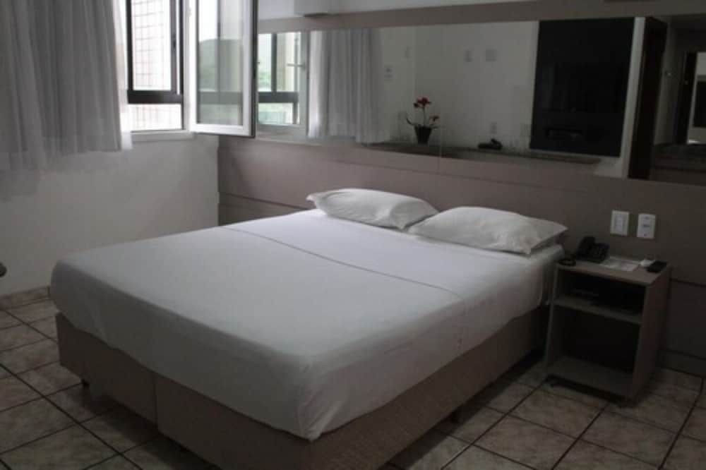 Panorama Tower Hotel Executive Double Room 3