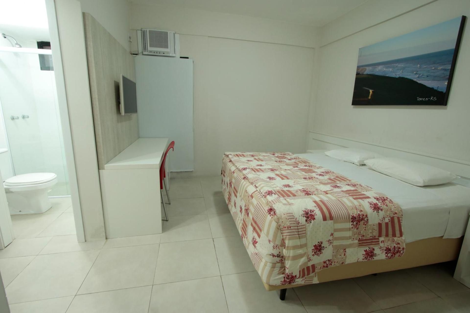 Deluxe Triple Room (3 Single Bed)