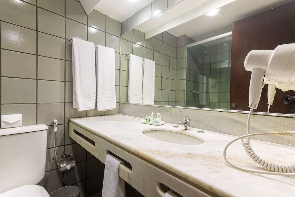 Hotel Golden Park Rio de Janeiro Aeroporto By Nacional Inn Twin Room, 2 Twin Beds 4