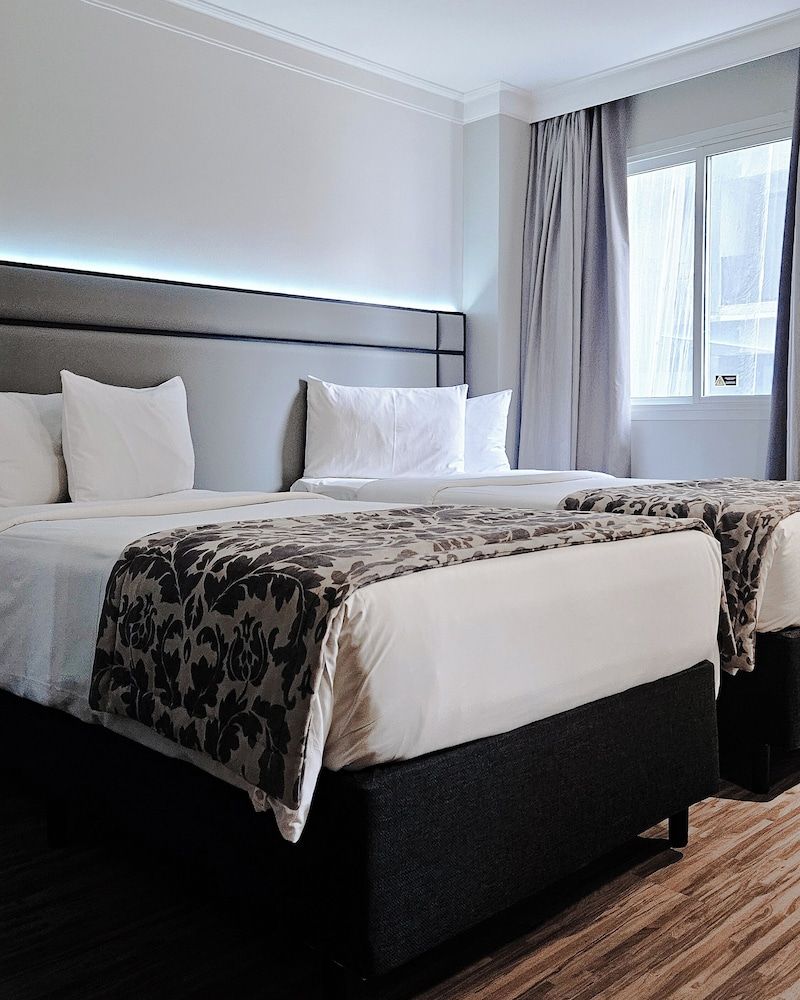 Transamerica Prime International Plaza Superior Twin Room, 2 Twin Beds