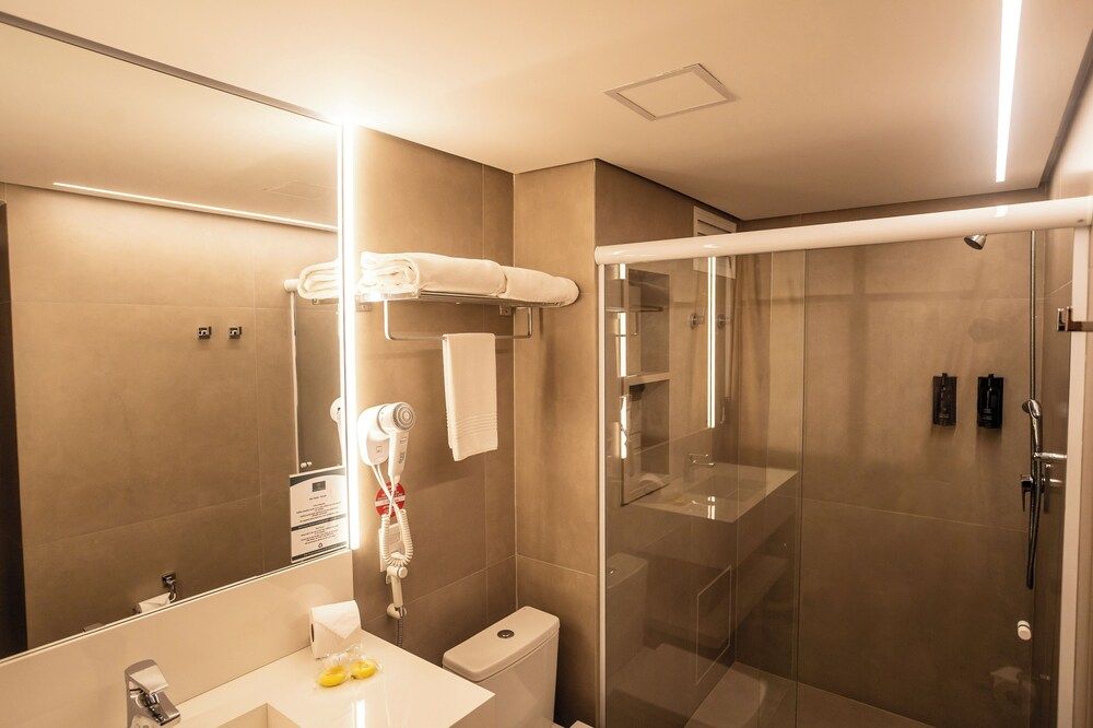 Superior Room, 1 Queen Bed (Clean)