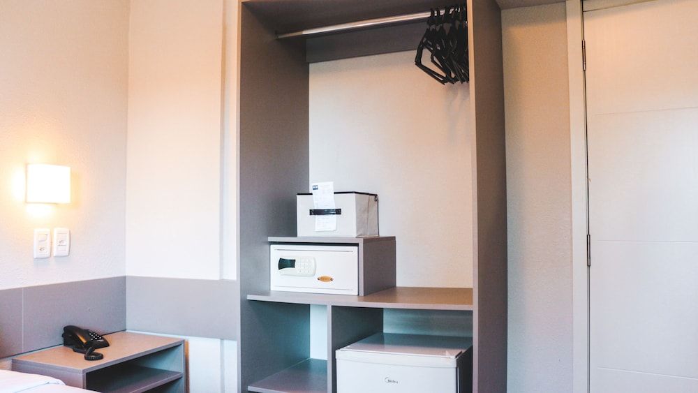 Work Hotel Quarto Triplo Luxo 3