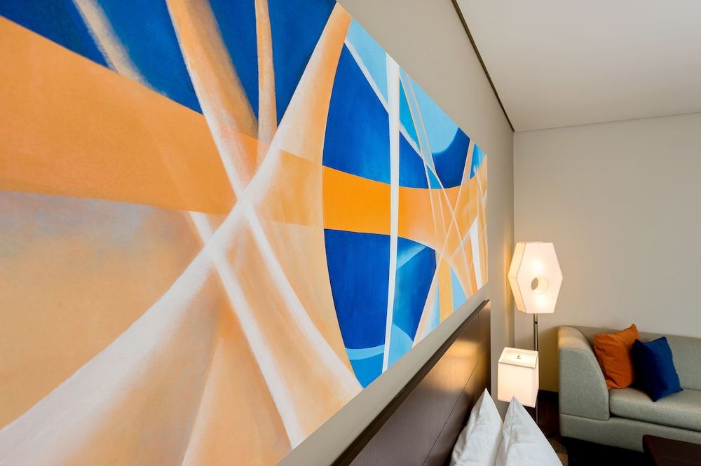 Room, 1 King Bed (Mall View)