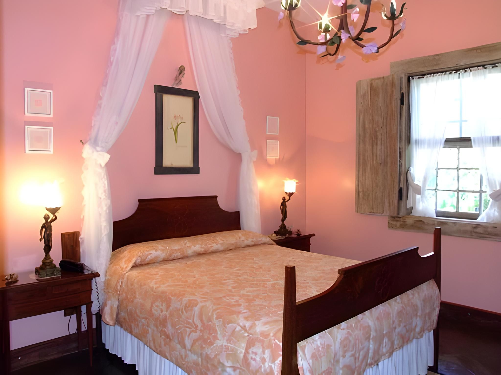 Luxury Double Room with Air Conditioning