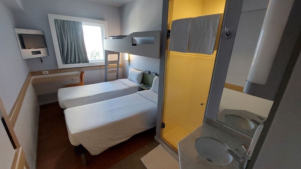 Standard Apartment, Multiple Beds