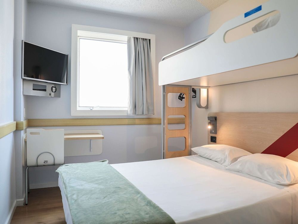 ibis budget Sao Paulo Paulista Standard Room, Multiple Beds