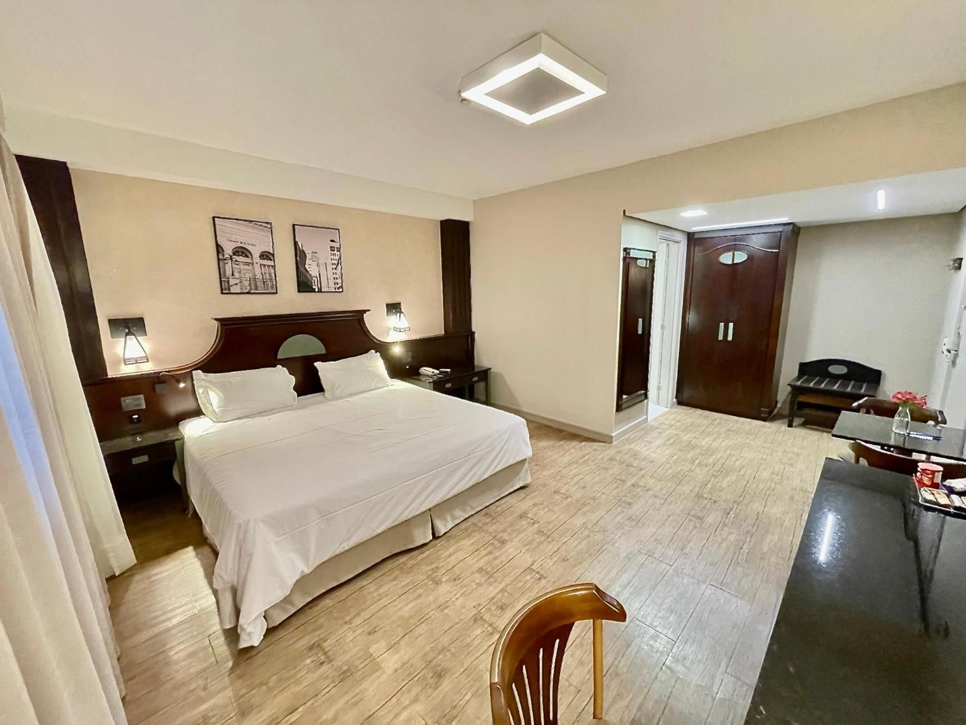 King Room